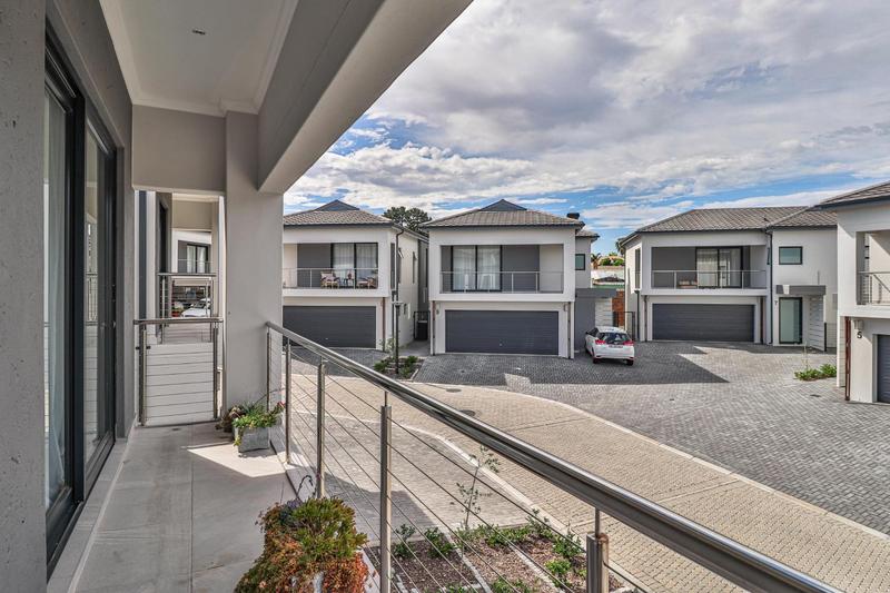 3 Bedroom Property for Sale in Protea Heights Western Cape